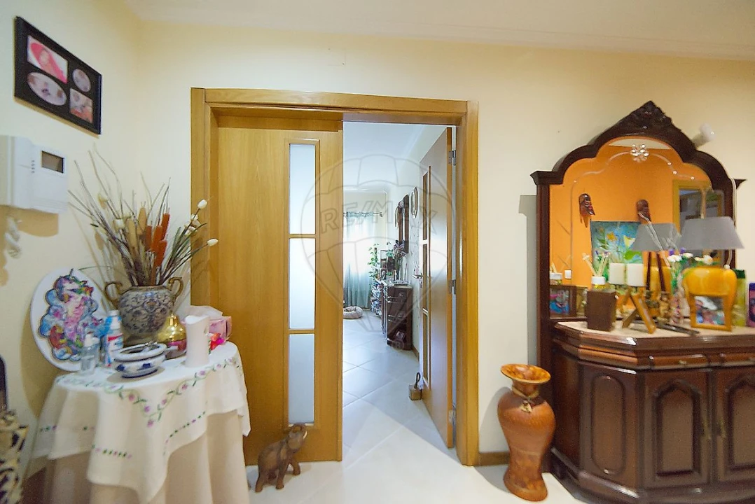 Apartamento T3 para Venda em Almeirim Foto 9