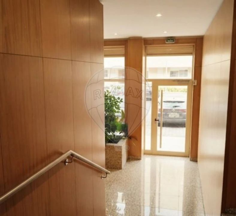 Apartamento T2 para Arrendamento em Santa Marinha e São Pedro da Afurada Foto 12