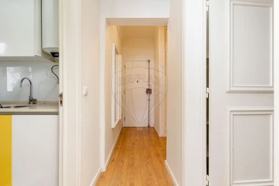 Apartamento T1 para Venda em Avenidas Novas