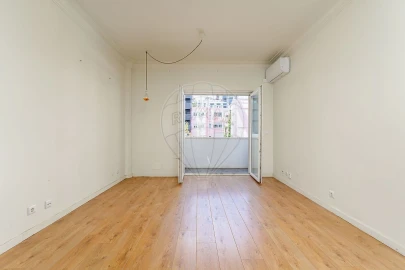 Apartamento T1 para Venda em Avenidas Novas