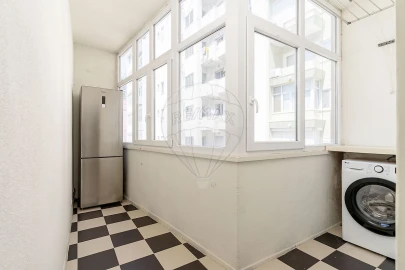 Apartamento T1 para Venda em Avenidas Novas