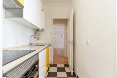 Apartamento T1 para Venda em Avenidas Novas