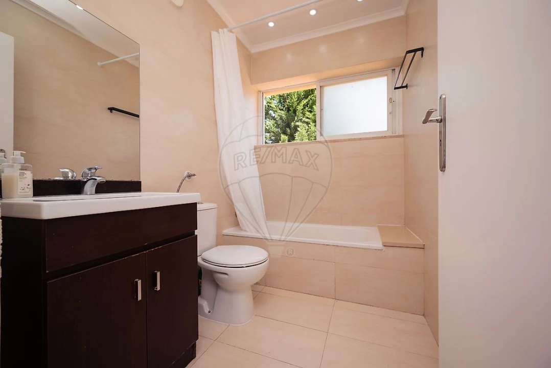 Apartamento T2 para Venda em Cascais e Estoril Foto 12