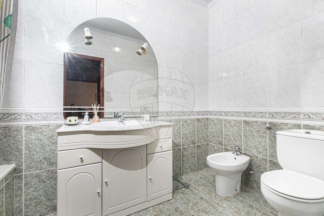 Apartamento T3 para Venda em Castanheira do Ribatejo e Cachoeiras Foto 7
