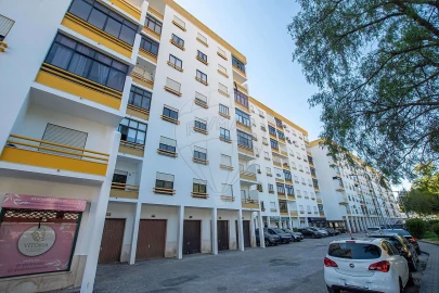 Apartamento T3 para Venda em Castanheira do Ribatejo e Cachoeiras