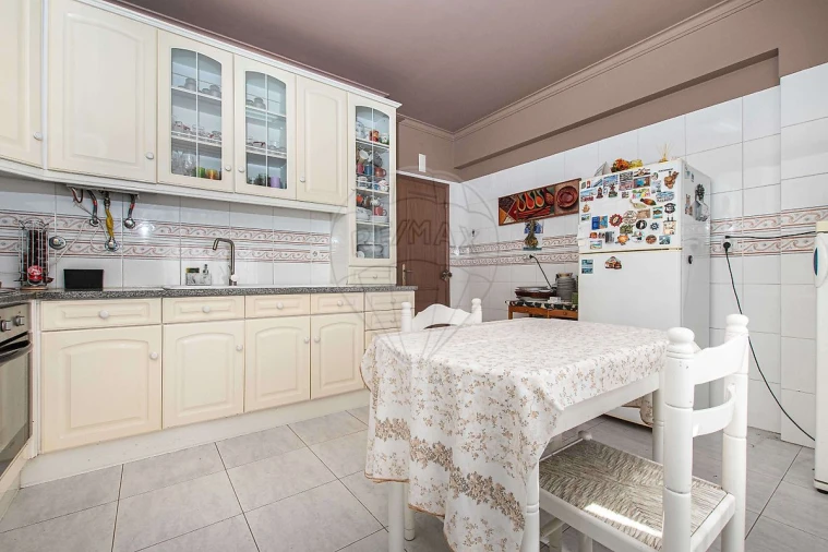 Apartamento T3 para Venda em Castanheira do Ribatejo e Cachoeiras Foto 14