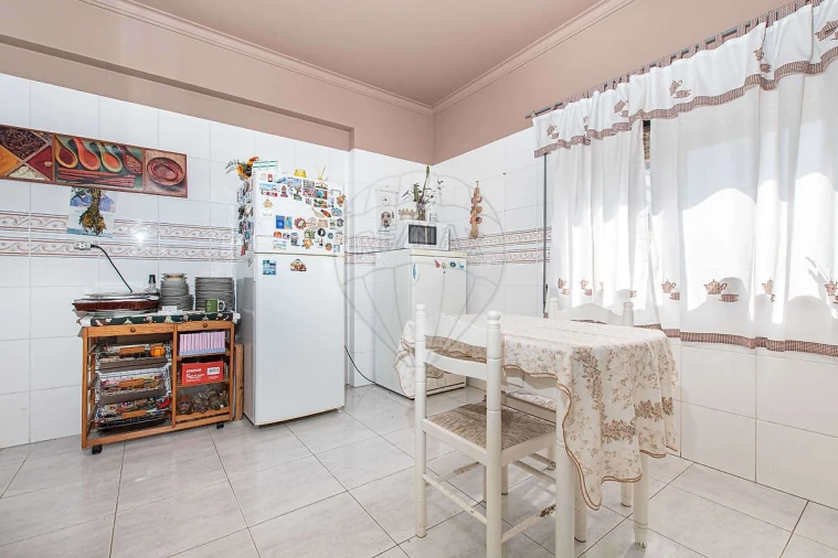 Apartamento T3 para Venda em Castanheira do Ribatejo e Cachoeiras Foto 13
