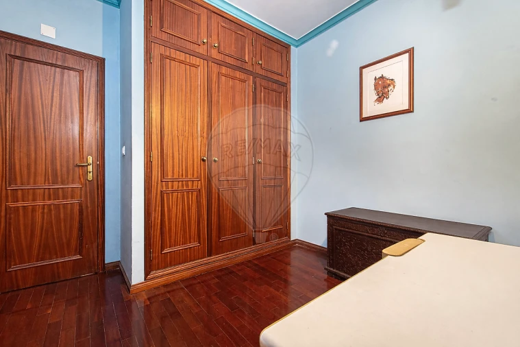 Apartamento T3 para Venda em Castanheira do Ribatejo e Cachoeiras Foto 25
