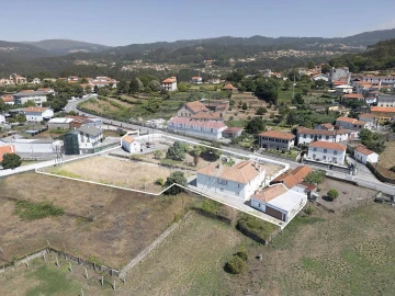 Quinta T5 para Venda em Macieira de Cambra