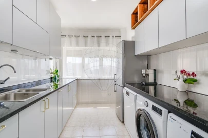 Apartamento T3 para Venda em Setubal (São Sebastião)