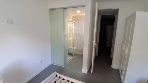 Apartamento T4 para Venda em Paranhos