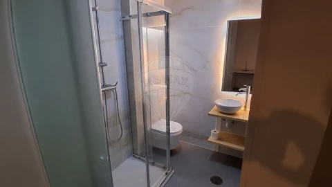 Apartamento T4 para Venda em Paranhos