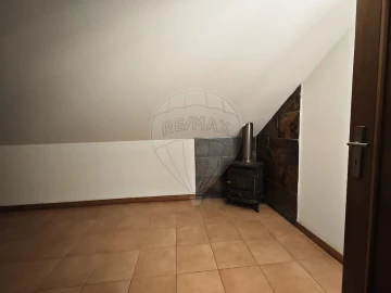 Apartamento T3 para Venda em Oliveira do Douro