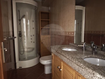 Apartamento T3 para Venda em Oliveira do Douro