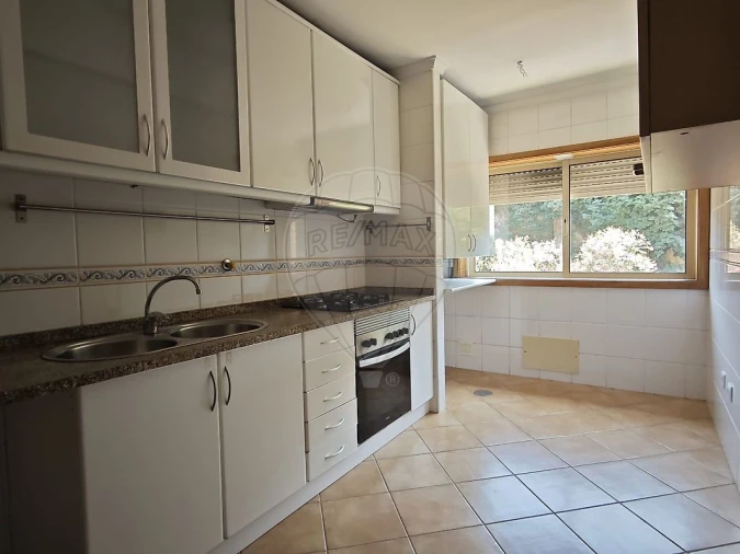 Apartamento T3 para Venda em Oliveira do Douro Foto 8