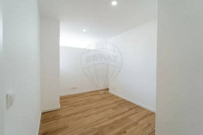 Apartamento T2 para Venda em Sobral de Monte Agraço