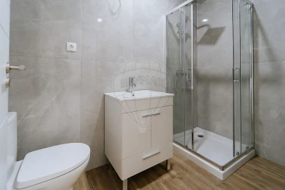 Apartamento T2 para Venda em Sobral de Monte Agraço
