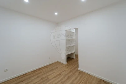 Apartamento T2 para Venda em Sobral de Monte Agraço