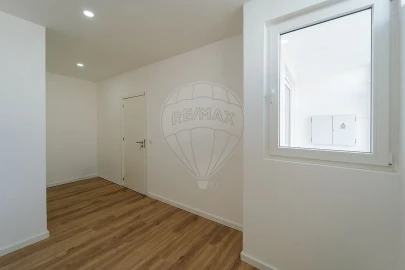 Apartamento T2 para Venda em Sobral de Monte Agraço
