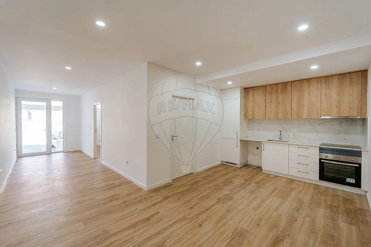 Apartamento T2 para Venda em Sobral de Monte Agraço Foto 24
