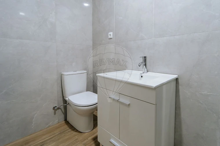 Apartamento T2 para Venda em Sobral de Monte Agraço Foto 6