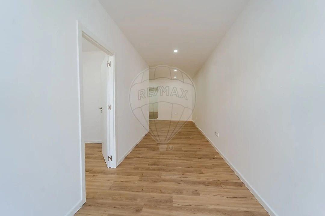 Apartamento T2 para Venda em Sobral de Monte Agraço Foto 20