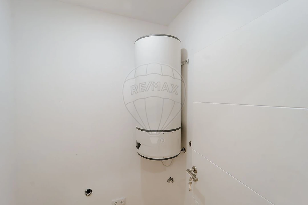 Apartamento T2 para Venda em Sobral de Monte Agraço Foto 12