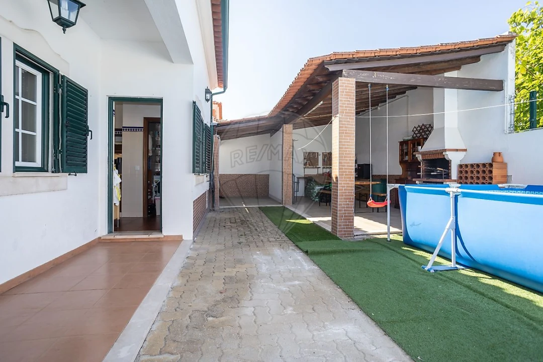 Moradia T3 para Venda em Almeirim Foto 41