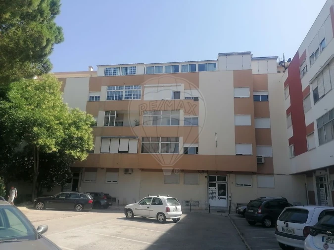 Negócio para Venda em Póvoa de Santa Iria e Forte da Casa Foto 9