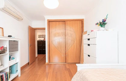 Apartamento T3 para Arrendamento em São Domingos de Rana