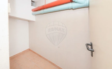 Apartamento T3 para Arrendamento em São Domingos de Rana