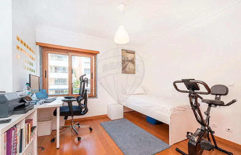 Apartamento T3 para Arrendamento em São Domingos de Rana Foto 22
