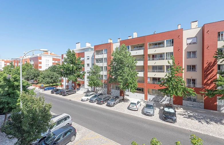 Apartamento T3 para Arrendamento em São Domingos de Rana Foto 24
