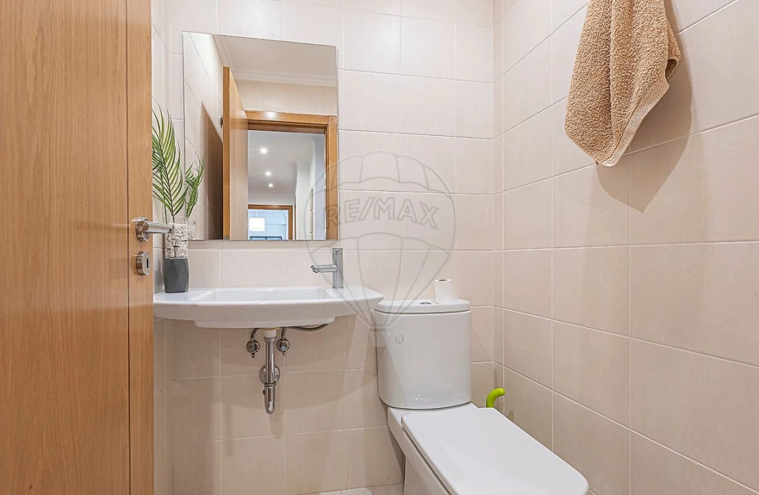 Apartamento T3 para Arrendamento em São Domingos de Rana Foto 14