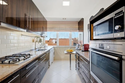 Apartamento T2 para Venda em Rio de Mouro