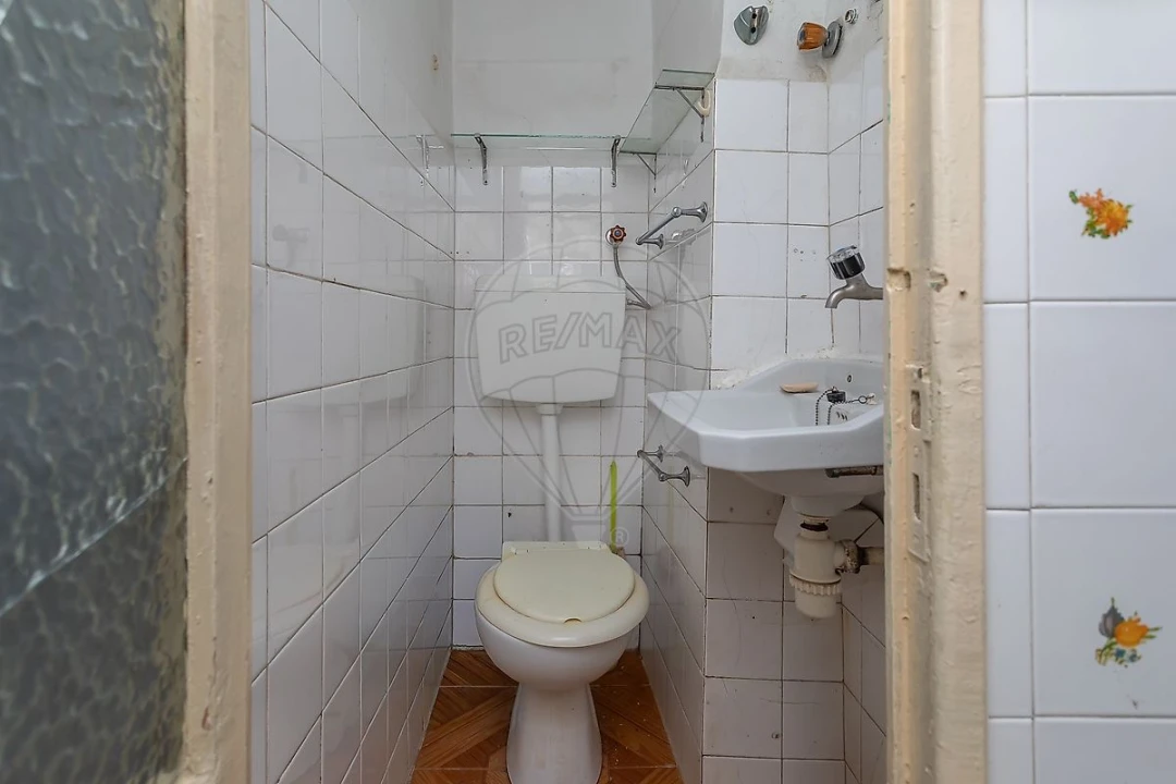 Apartamento T2 para Venda em Santa Maria Maior Foto 15
