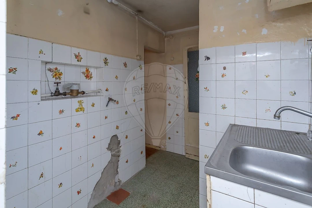 Apartamento T2 para Venda em Santa Maria Maior Foto 16