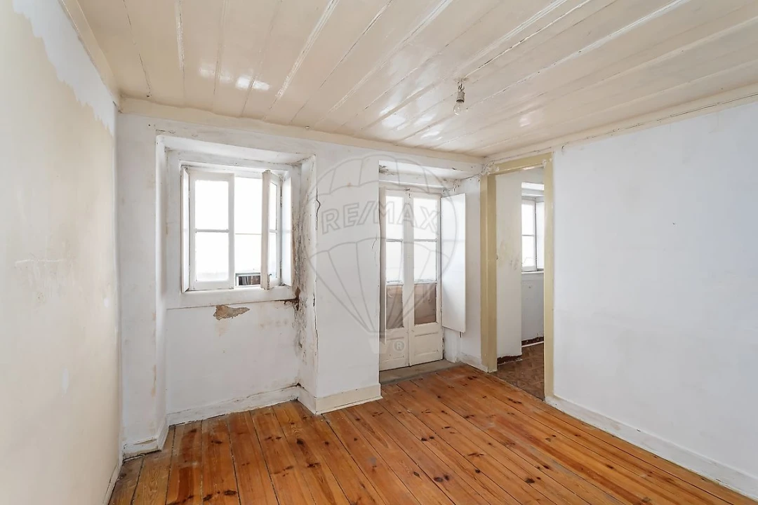 Apartamento T2 para Venda em Santa Maria Maior Foto 19