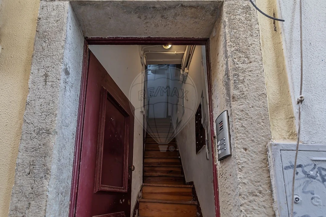 Apartamento T2 para Venda em Santa Maria Maior Foto 23