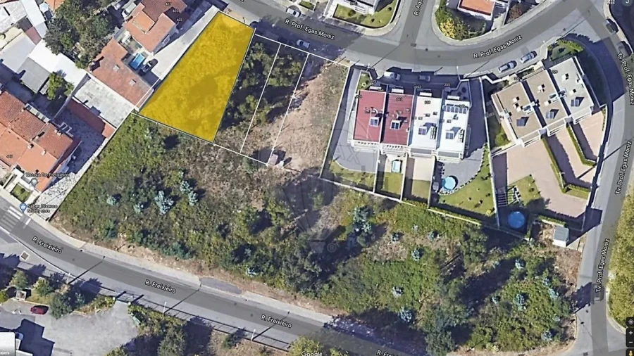 Terreno para Venda em Oliveira do Douro