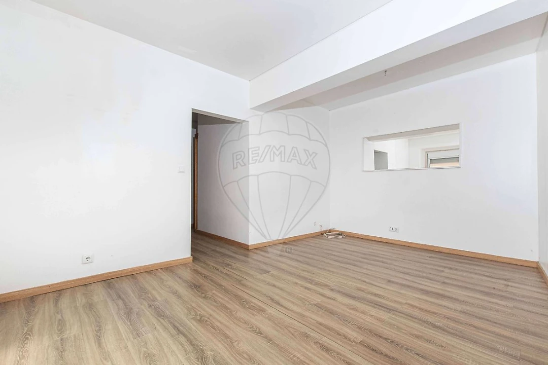 Apartamento T2 para Venda em Queluz e Belas Foto 15