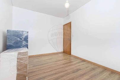 Apartamento T2 para Venda em Queluz e Belas