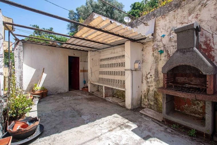 Apartamento T2 para Venda em Queluz e Belas Foto 23