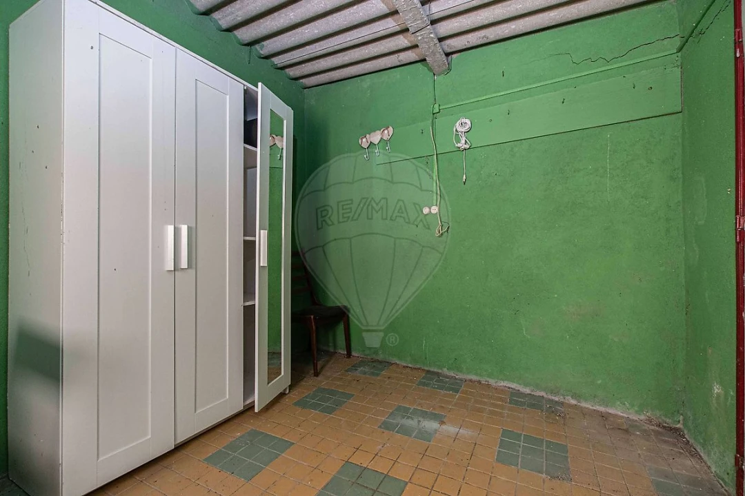 Apartamento T2 para Venda em Queluz e Belas Foto 25