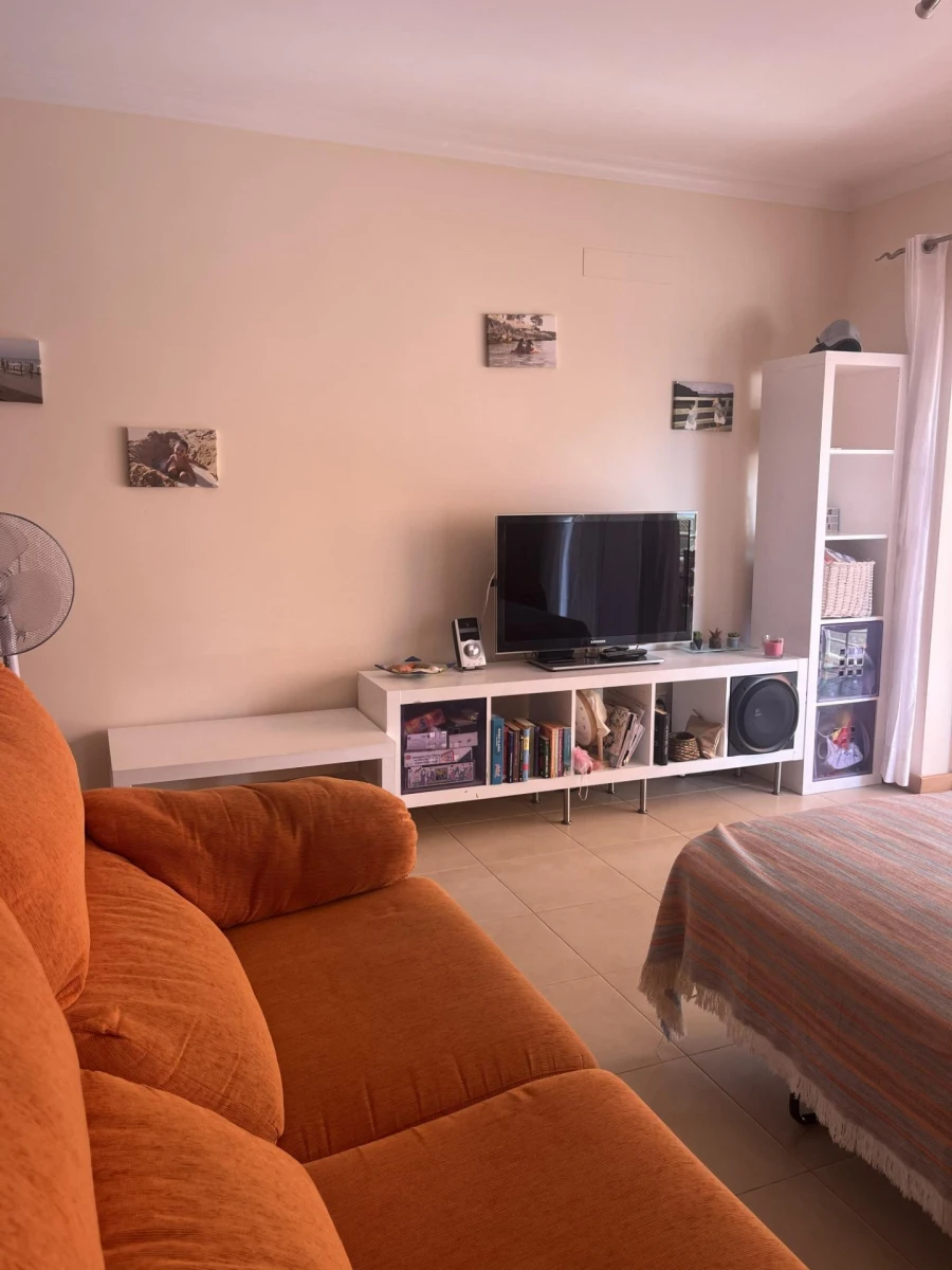 Apartamento T1 para Venda em Armação de Pera Foto 3