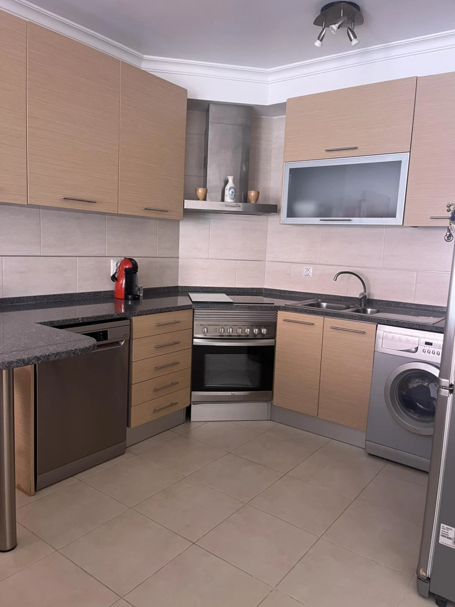 Apartamento T1 para Venda em Armação de Pera Foto 8