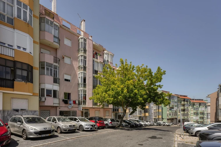 Apartamento T2 para Venda em Mina de Água Foto 18