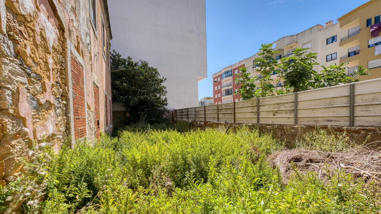 Moradia T8 para Venda em União das Freguesias de Setúbal Foto 10