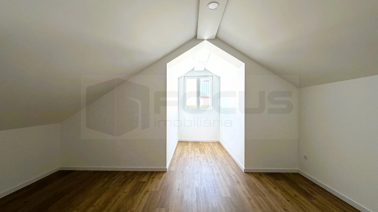 Apartamento T2 para Venda em Glória e Vera Cruz Foto 2