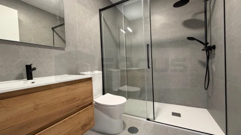 Apartamento T1 para Venda em Glória e Vera Cruz